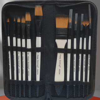 artist brushes